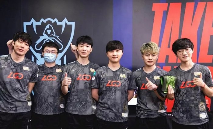 他的加盟还 他的加盟还