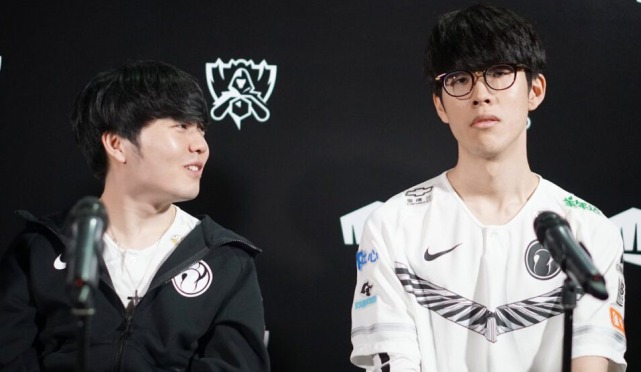 在篮球世界 在篮球世界